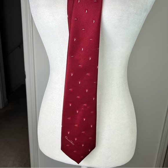 Oscar de la Renta Tie Mens Maroon Silk Embroidered Pattern Tie - Picture 6 of 6